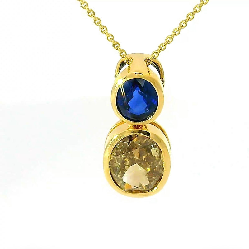 Edler Anhänger in 18 Karat Gelbgold mit hochfeinem Saphir & Fancy Brillant