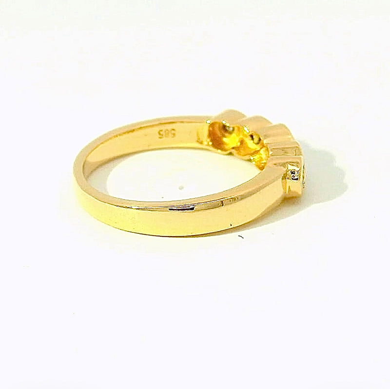 Massiver Halbmemory Ring in 14 Karat Gelbgold mit feinen Brillanten