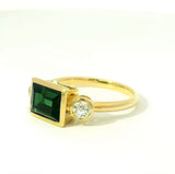Moderner Turmalin Ring in 14 Karat Gelbgold mit Altschliff Diamanten