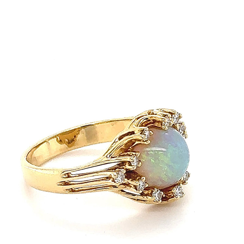 Original Goldbaur Ring in 18 Karat Gelbgold mit feinen Opal & Brillanten