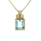 Handgefertigter Anhänger in 14 Karat Gelbgold mit Aquamarin & Brillanten