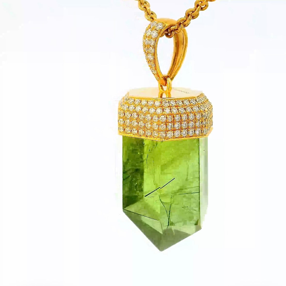 Ausgefallener Anhänger in 18 Karat Gelbgold mit besonderem Peridot & Brillanten