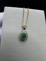 Eleganter Anhänger in 14 Karat Gelbgold mit Smaragd & Brillanten