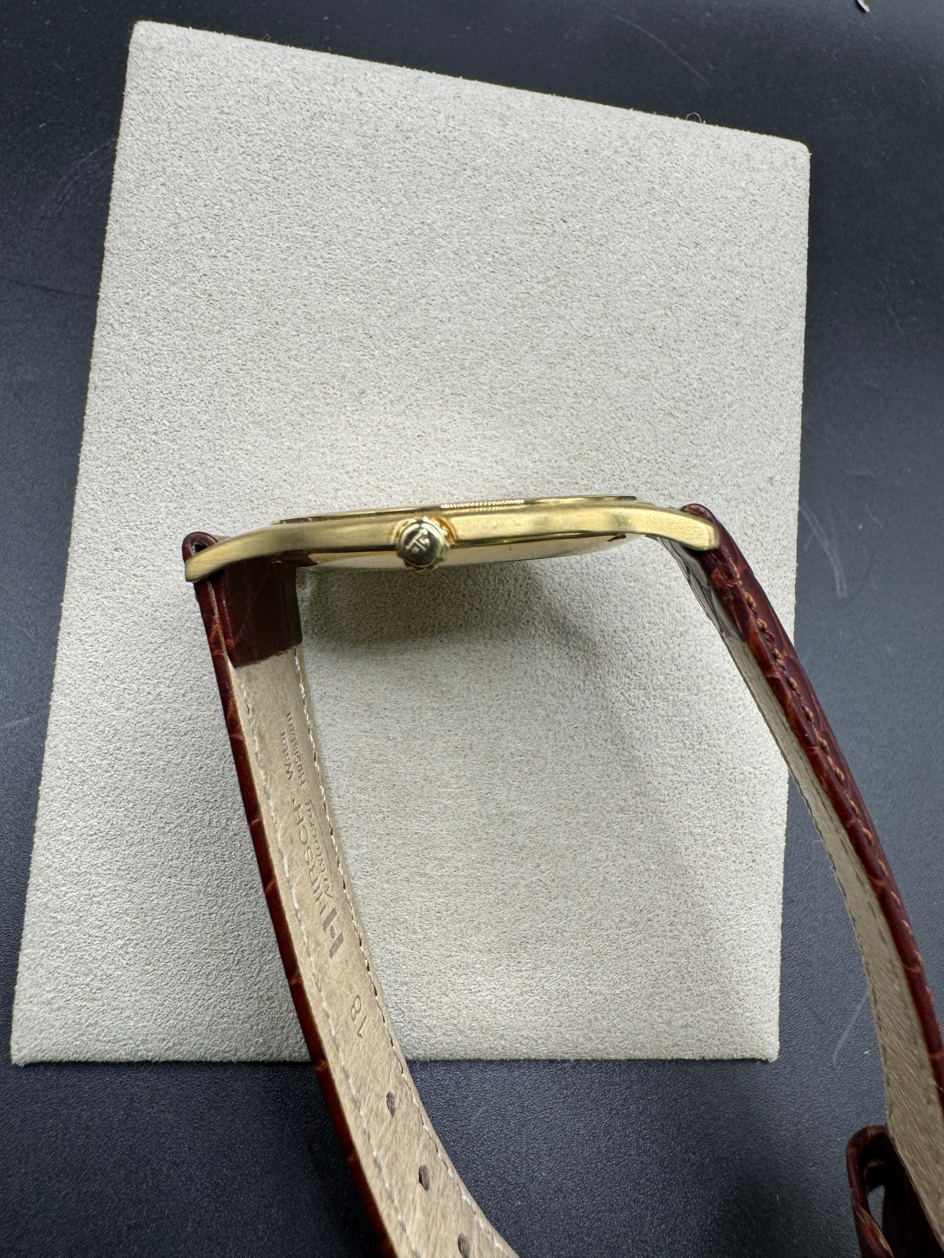Timeless Jaeger-LeCoultre Heraion Watch in 18K Yellow Gold