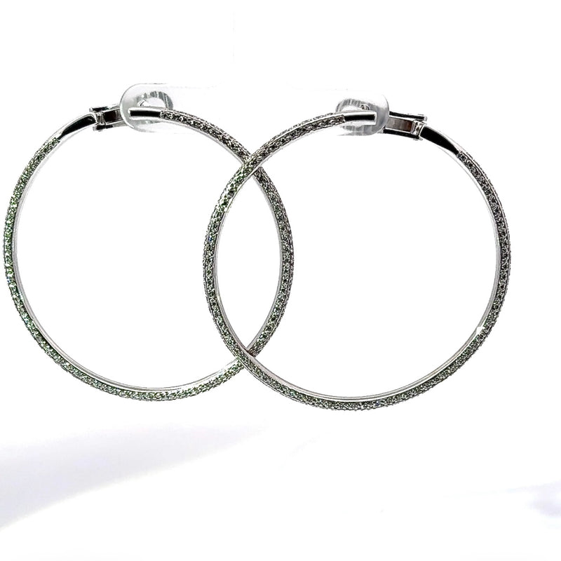 Außergewöhnliche 18Karat Weißgold Ohrringe mit 286 Brillanten