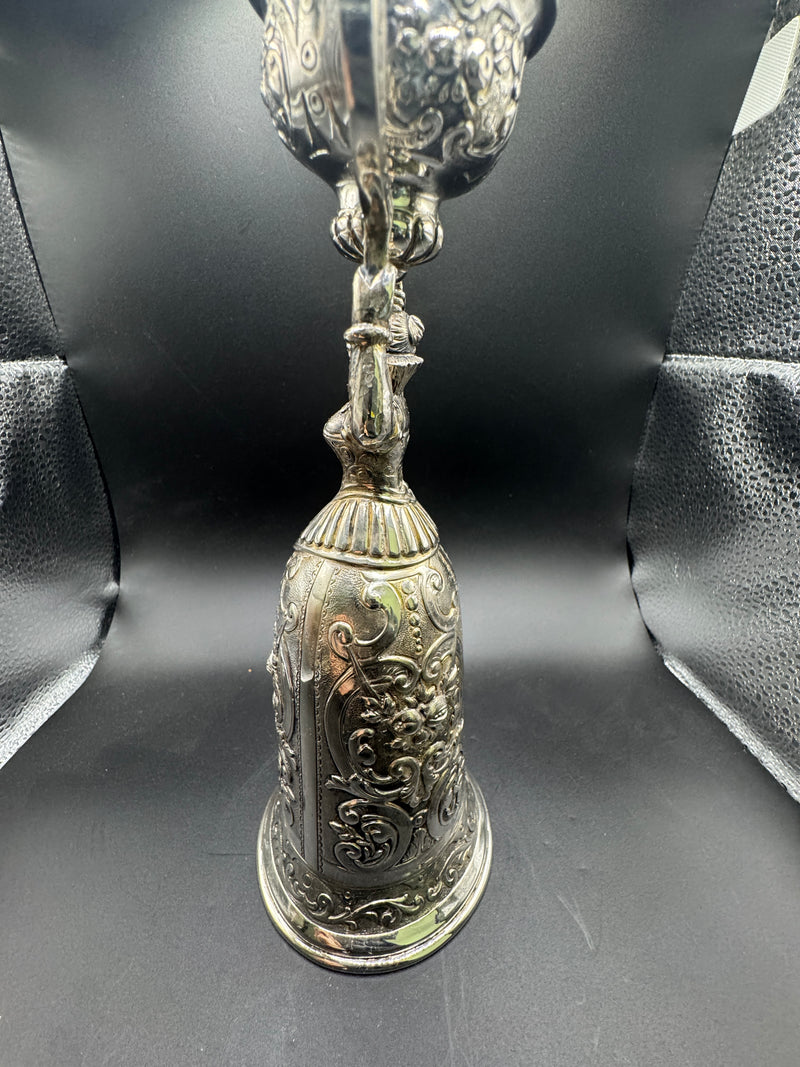 Hochzeitsbecher aus 800er Silber – Symbol von Liebe, Treue und Handwerkskunst