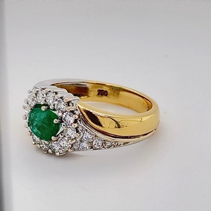 Eleganter Bicolor Ring in 18 Karat Gold mit feinen Smaragd & Brillanten