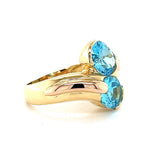 Besonderer Toi et Moi Ring in 18 Karat Gelbgold mit blauen Topas