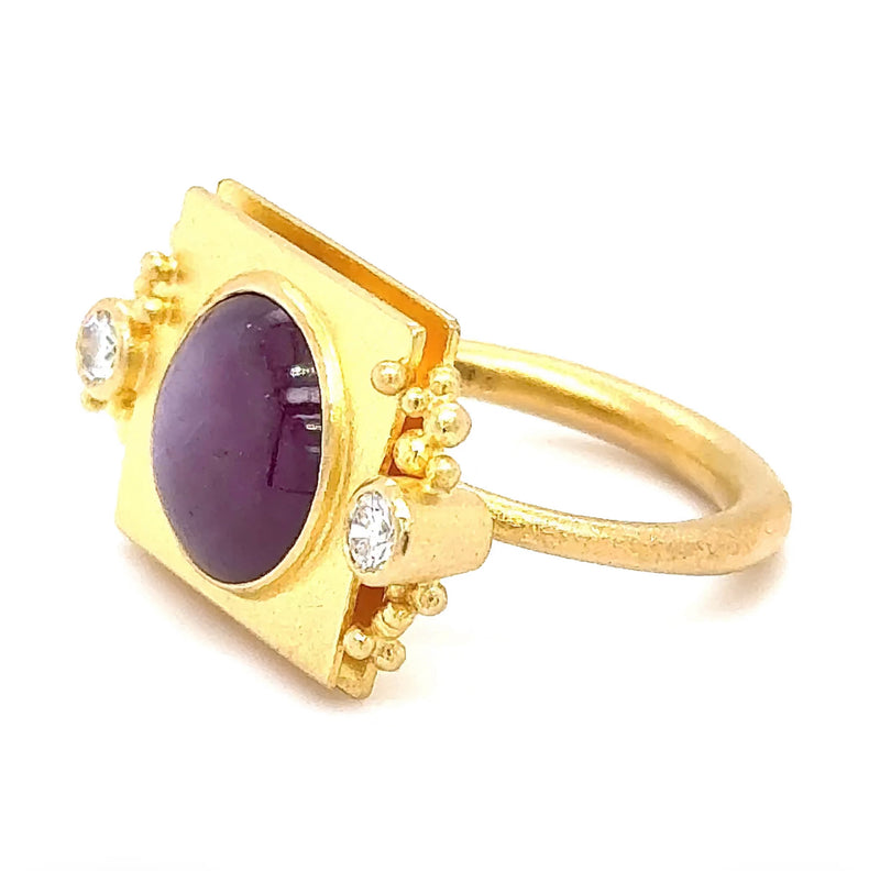 Einmaliger Ring in 21,6 Karat Gelbgold mit Stern-Rubin & Brillanten