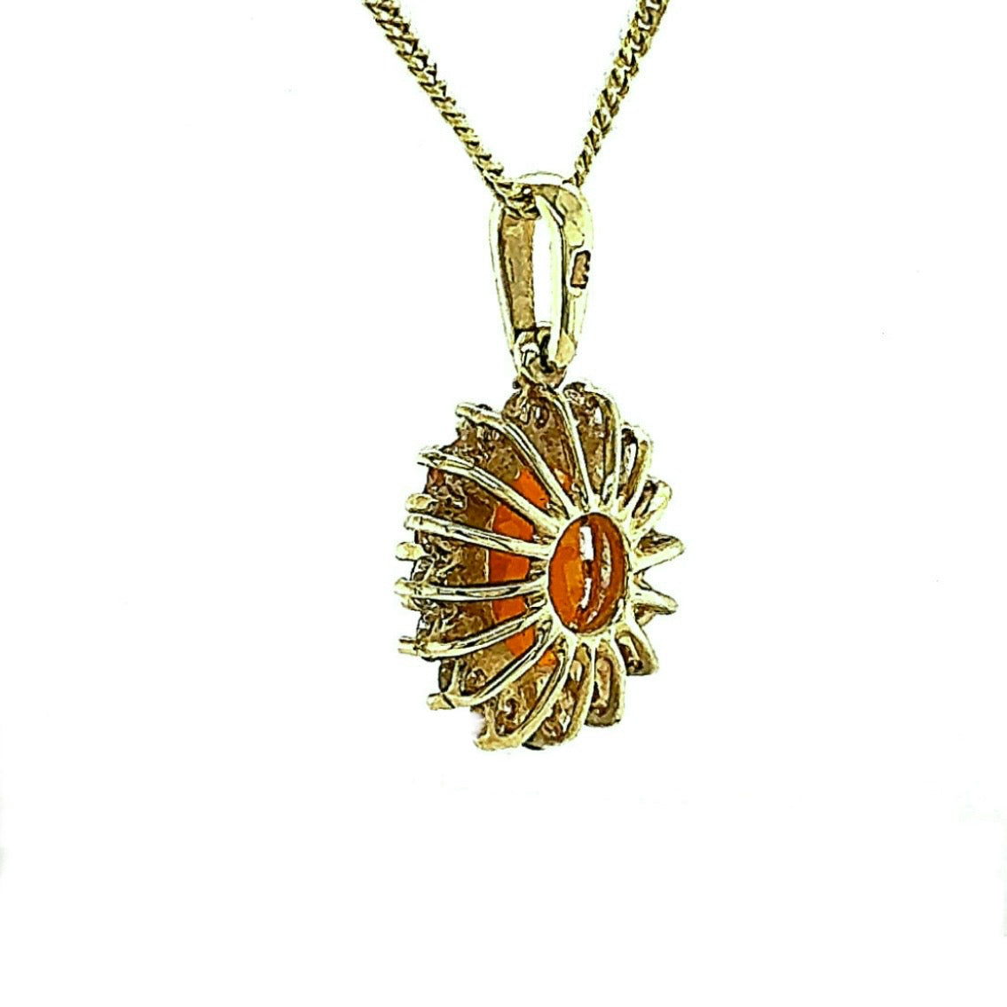 Stilvoller Feueropal-Anhänger in 14 Karat Gelbgold mit Brillanten und Kette