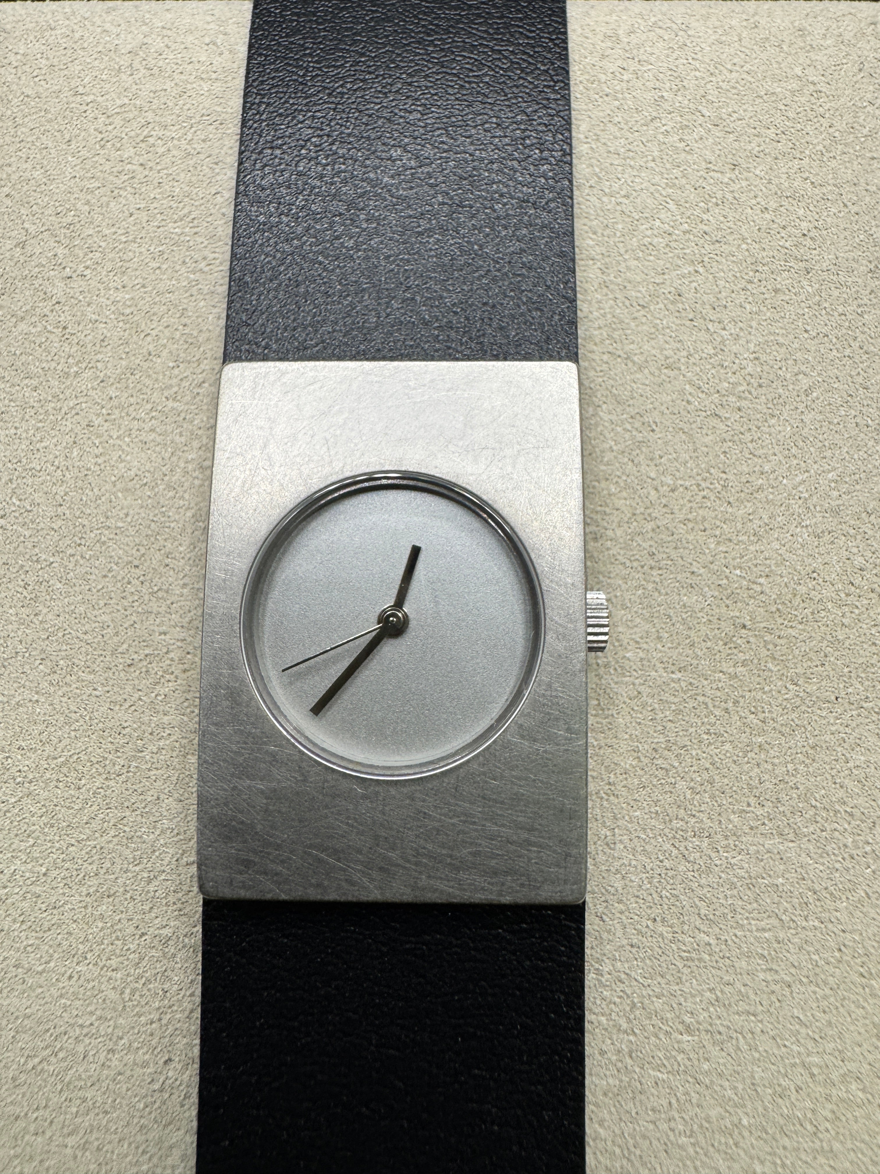 Original Niessing Radius 9 o'clock in 950 platinum size M