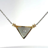 Elegantes Collier in 18 Karat Gelbgold und 950er Platin mit Brillant