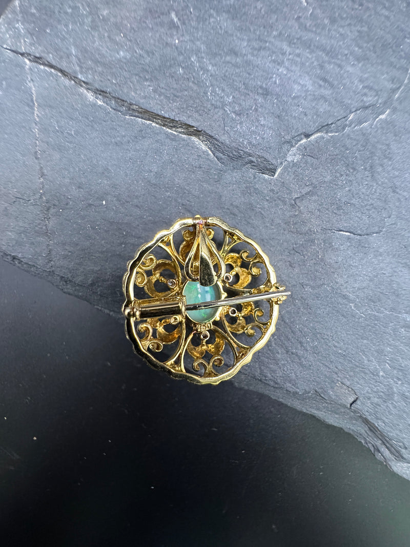 Handgefertigter Anhänger & Brosche in 18 Karat Gelbgold mit australischem Opal & Diamanten