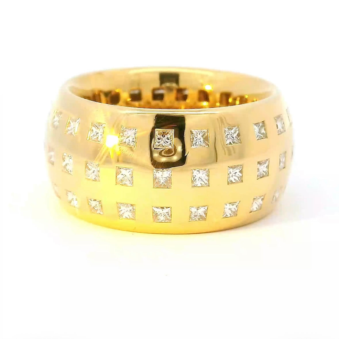 Beeindruckender Memory Ring in 18 Karat Gelbgold mit Princess-Cut Diamanten von W. Häring