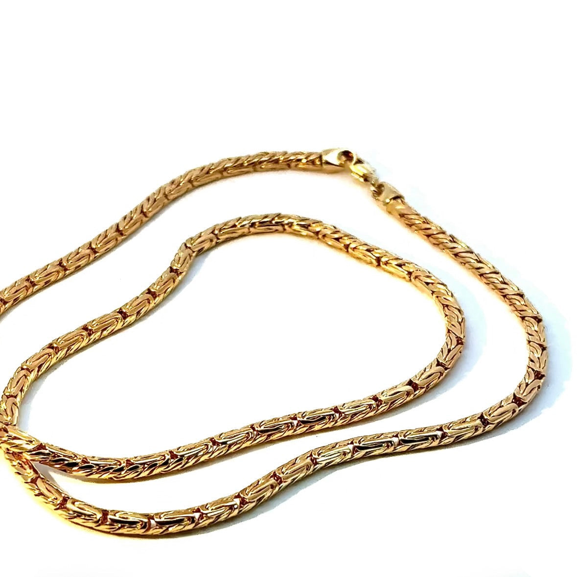 Elegant choker necklace in 14 karat (585) yellow gold with a King chain structure