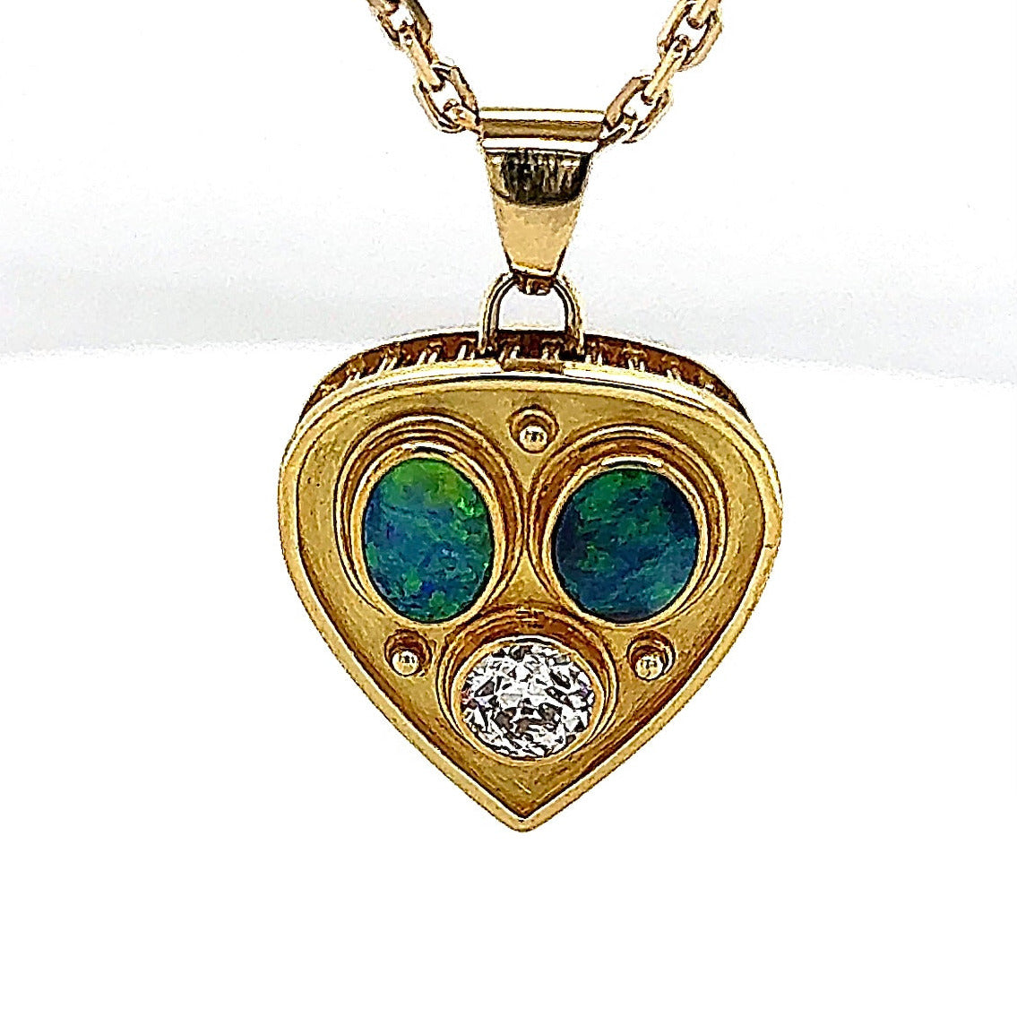 Einmaliger Anhänger in 18 Karat Gelbgold - pure Handarbeit mit Diamant und Opalen + Kette