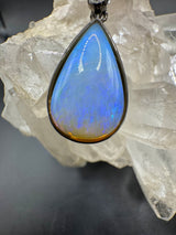 Australischer Opal Anhänger in 14 Karat Schwarzgold mit feinen Brillant