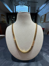 Massive Panzerkette in 18 Karat Gelbgold – hochwertige deutsche Arbeit