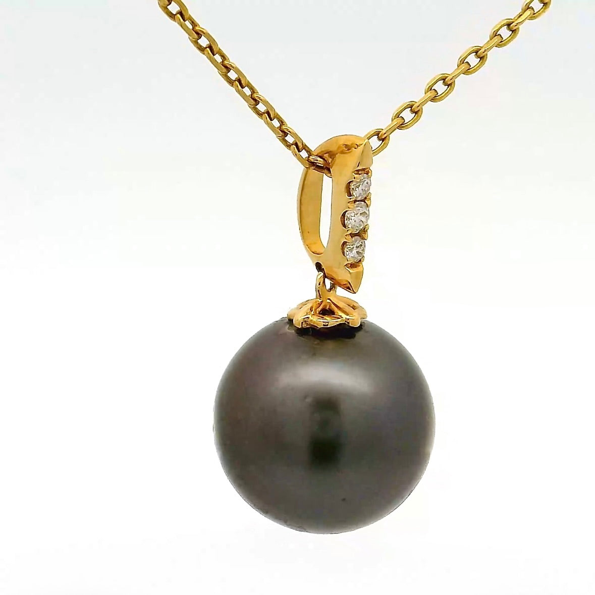 Tahitian pearl