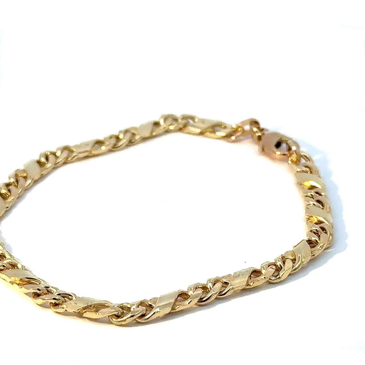 Elegantes Armband in 14 Karat Gelbgold mit Karabinerverschluss