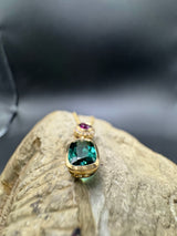 Leuchtender Anhänger in 14 Karat Gelbgold mit Rubin, Turmalin & Brillanten