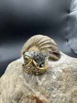 Breiter Bicolor-Ring in 18 Karat Gelb- & Weißgold mit feinen Brillanten