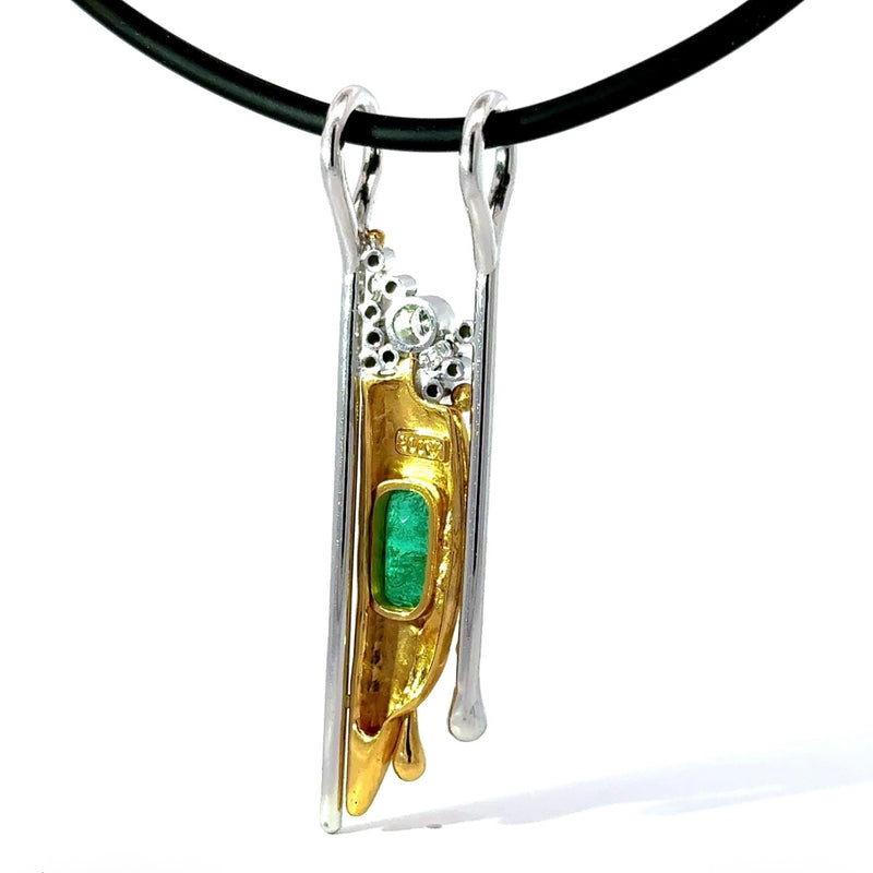 Einmaliger Anhänger in 18 Karat Weißgold & 900er Gelbgold mit Smaragd & Brillanten