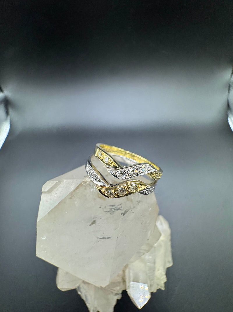 Ausgefallenes Ring-Duo in 14 Karat Gelb- & Weißgold mit Diamanten