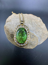 Edler Anhänger in 18 Karat Gelbgold mit großem Peridot & Brillanten