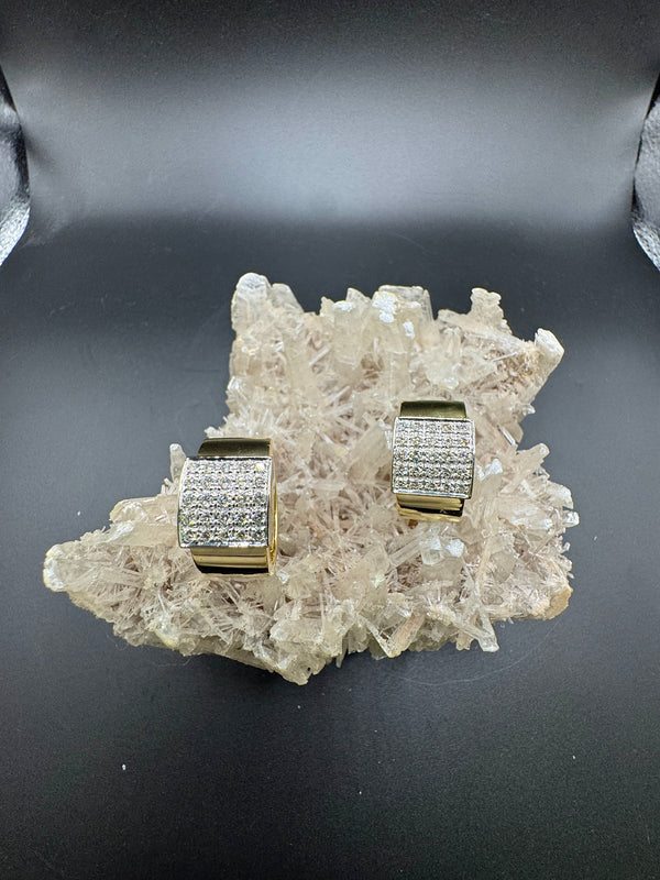 Handgefertigte Kreolen in 18 Karat (750) Gelb- und Weißgold mit hochfeinen Brillanten