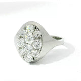 Zeitloser Ring in 14 Karat Weißgold mit feinen Brillanten