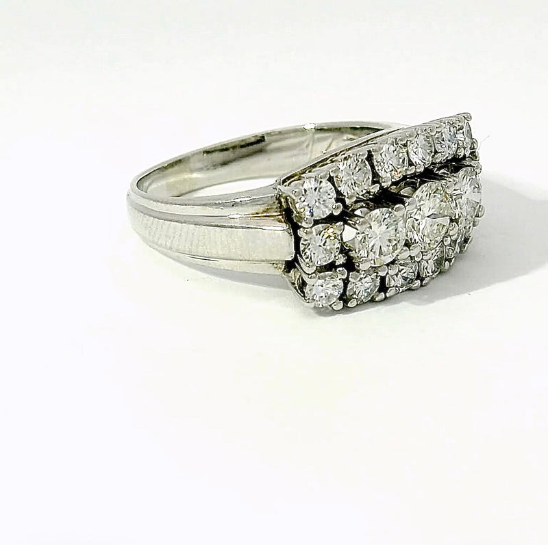 Vintage-Cocktailring in 14 Karat Weißgold mit 1,47 ct hochfeinen Brillanten