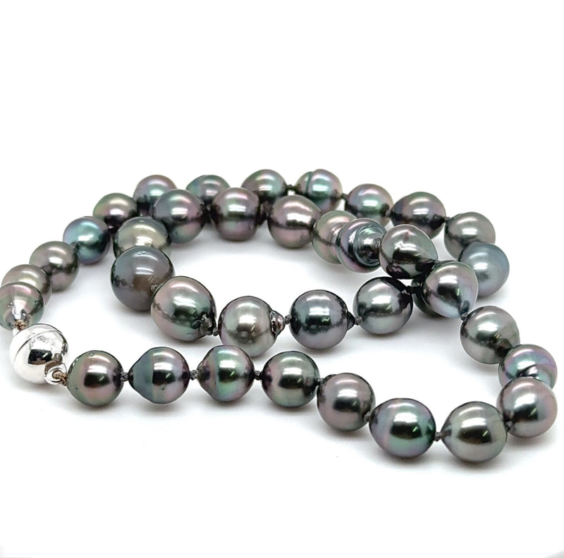 Elegante Tahiti-Perlen Kette mit Silber-Magnetschloss