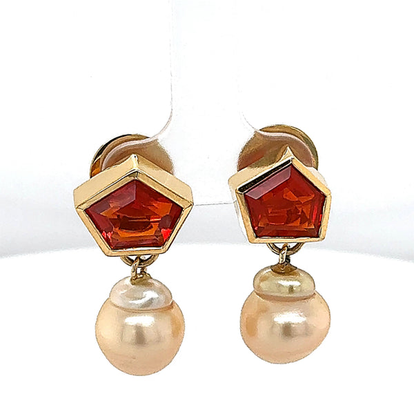 Handmade earrings in 18k yellow gold with fire opal and pearls