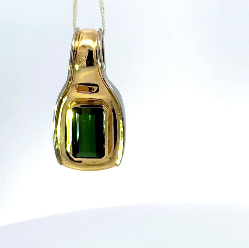 Einmaliger Turmalin Anhänger in 18 Karat Gelb- & Weißgold – Handarbeit aus Augsburg