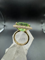 Einmaliger Ring in 14 Karat Gelbgold mit riesigem Peridot & Brillanten