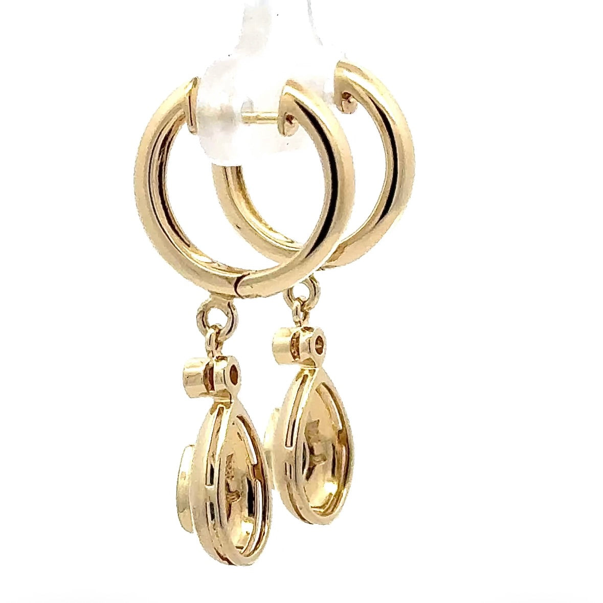 Elegante Ohrringe in 14 Karat Gelbgold mit Saphiren & Brillanten