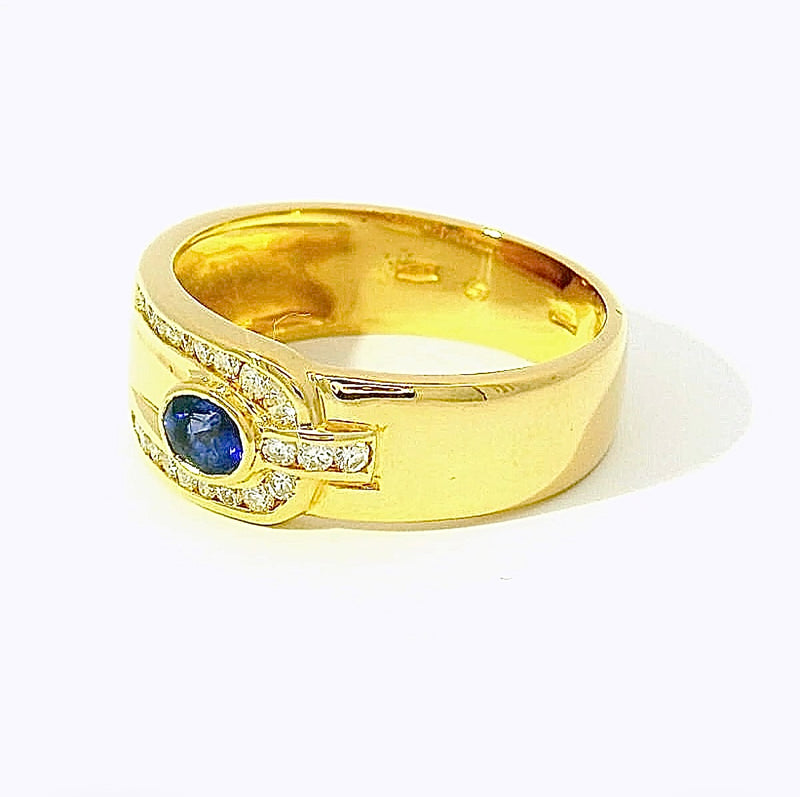 Feiner Saphirring in 18 Karat Gelbgold – Handgefertigt mit Brillanten