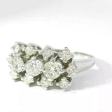 Zeitloser Vintage-Ring in 14 Karat Weißgold mit Brillanten