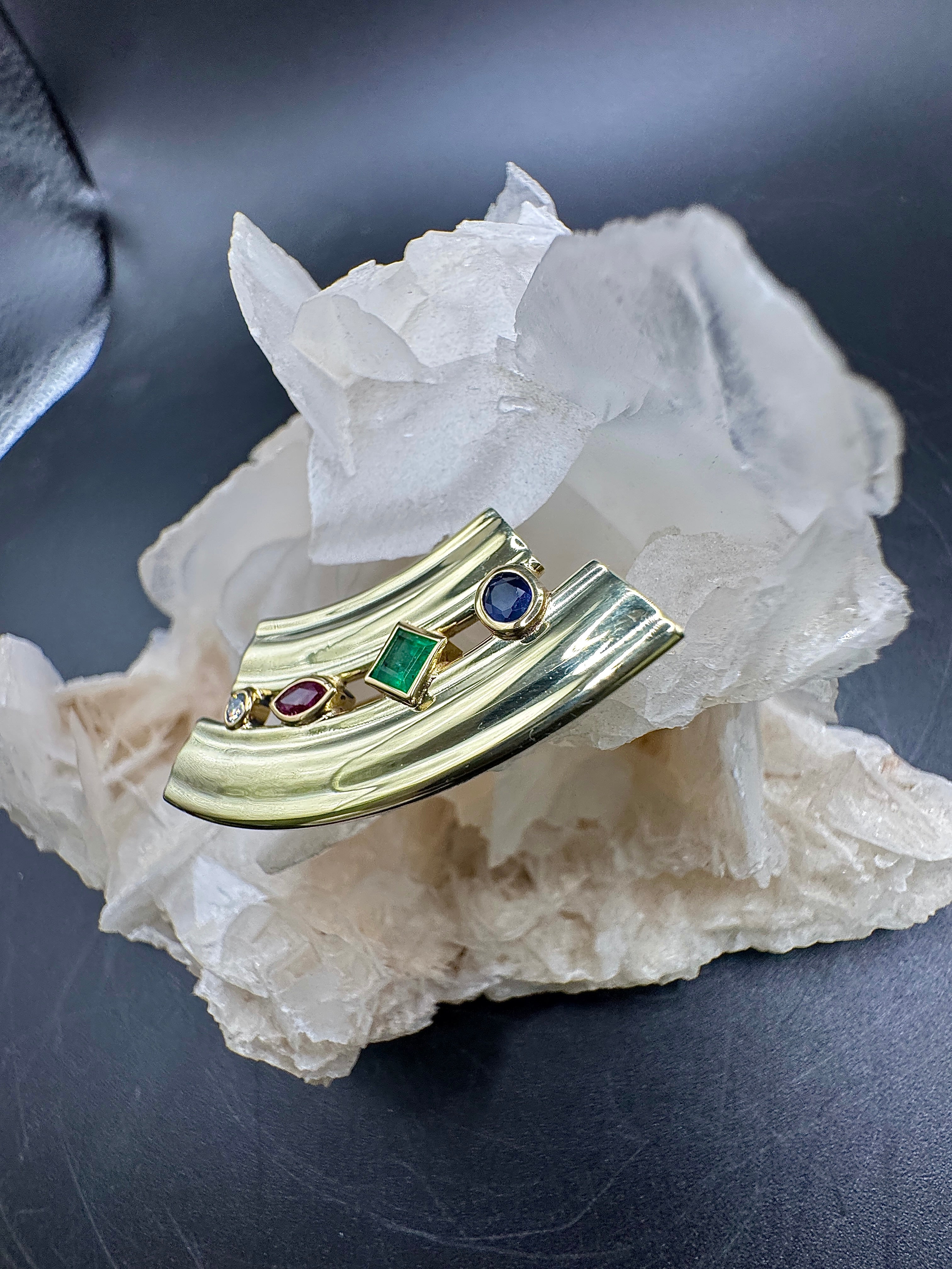 Stylish Fries Arauner Brooch & Pendant in 14 Karat Yellow Gold with Fine Gemstones & Brilliant-Cut Diamond