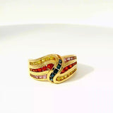 Farbenfroher Ring in 14 Karat Gelbgoldmit Farbsteinen im Wellen-Design