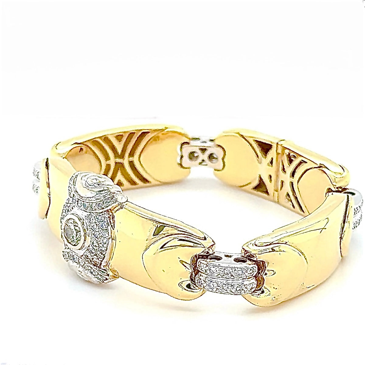 Dominantes Armband/Armreif in 18 Karat Gelb-und Weißgold mit feinen Brillanten