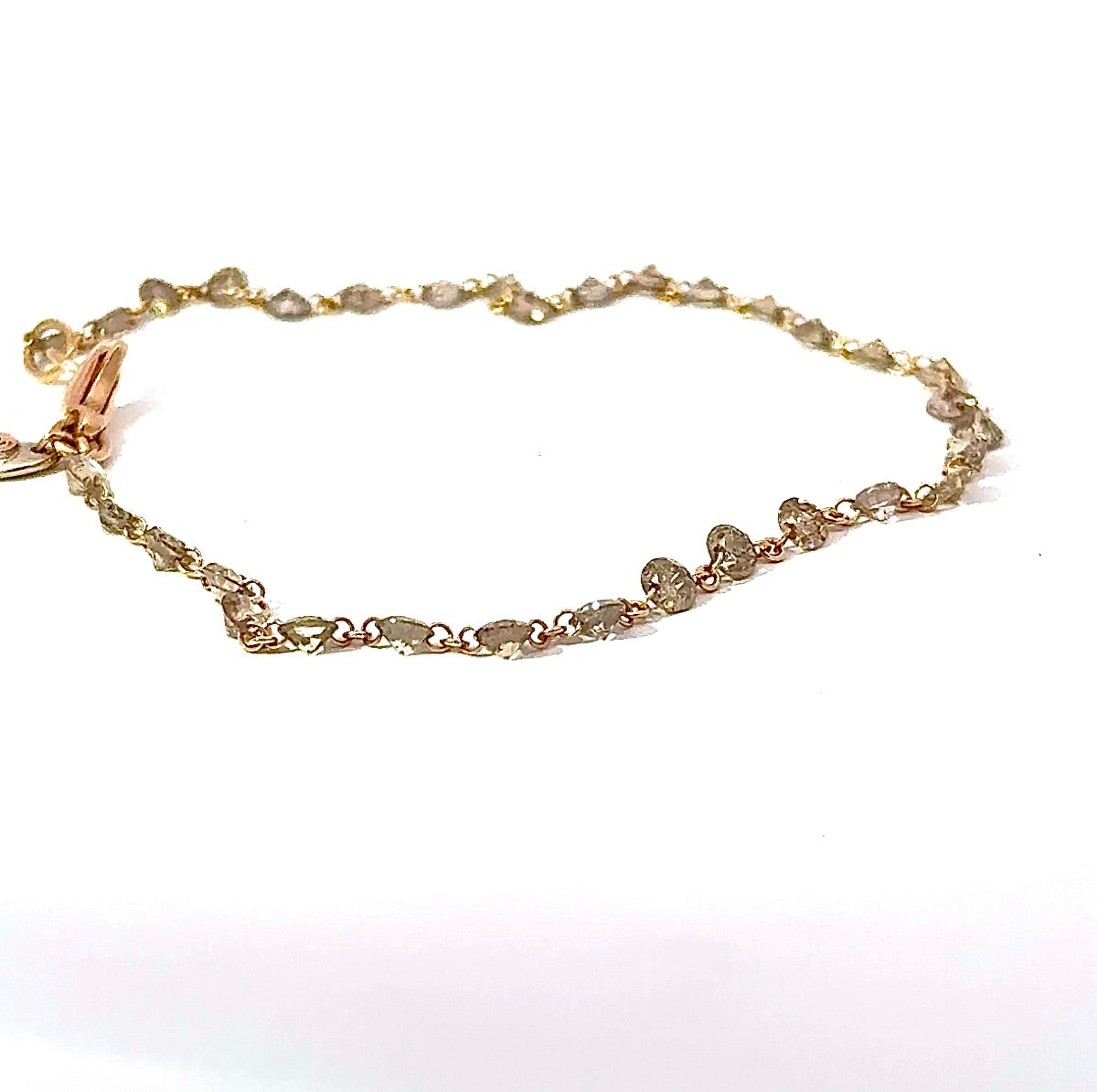 Spectacular Crivelli bracelet in 18K rose gold with 3.30 carats of fancy brilliant-cut diamonds