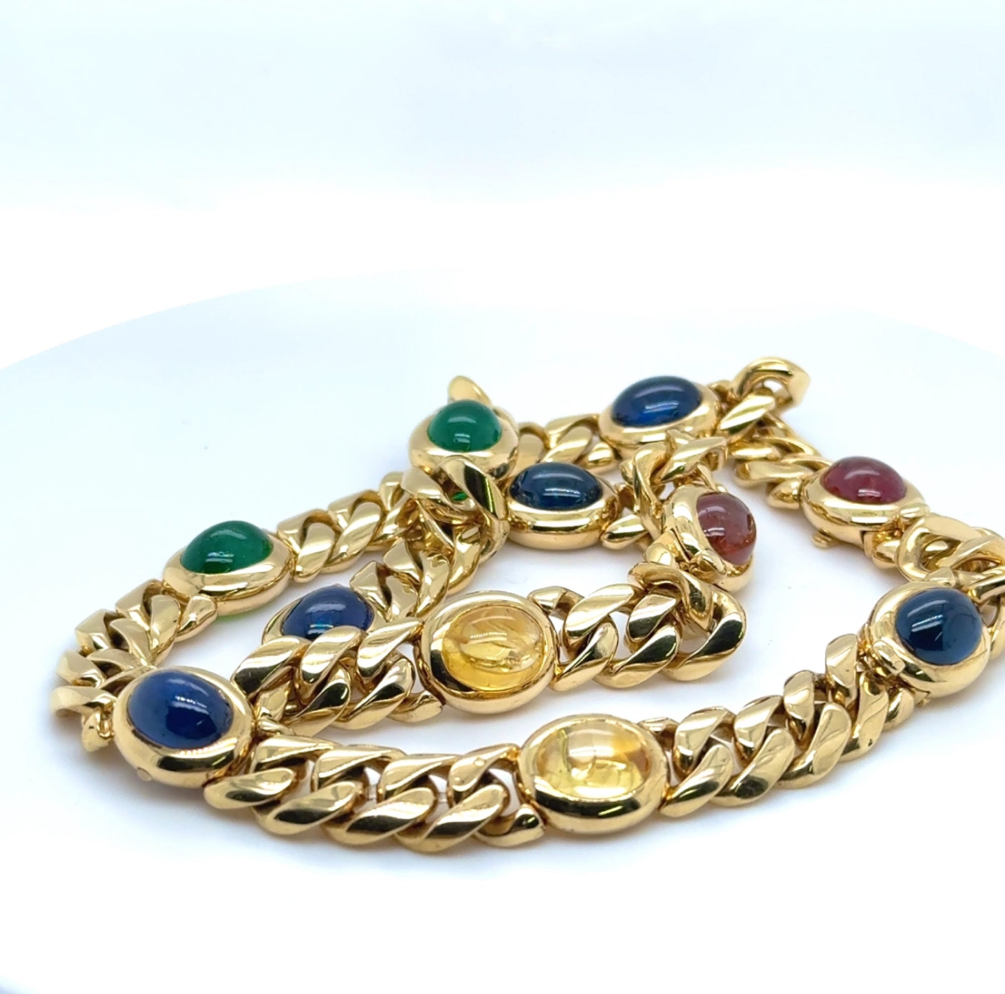 Einmaliges Collier / Armband in 18 Karat Gelbgold mit Saphiren & Smaragden