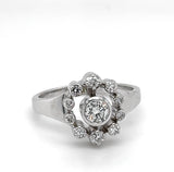 Stilvoller Ring in 18 Karat Weißgold mit feinen Brillanten