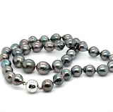 Elegante Tahiti-Perlen Kette mit Silber-Magnetschloss