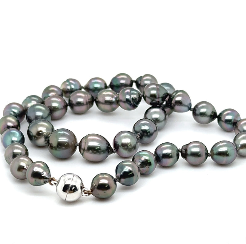 Elegante Tahiti-Perlen Kette mit Silber-Magnetschloss