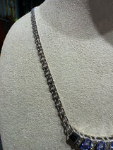 Elegantes Collier in 14 Karat Weißgold mit feinen Tansaniten & Brillanten