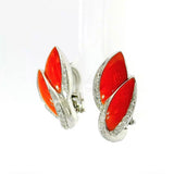 Hochwertige Ohrringe in 18 Karat Weißgold mit handgeschnitzter Koralle