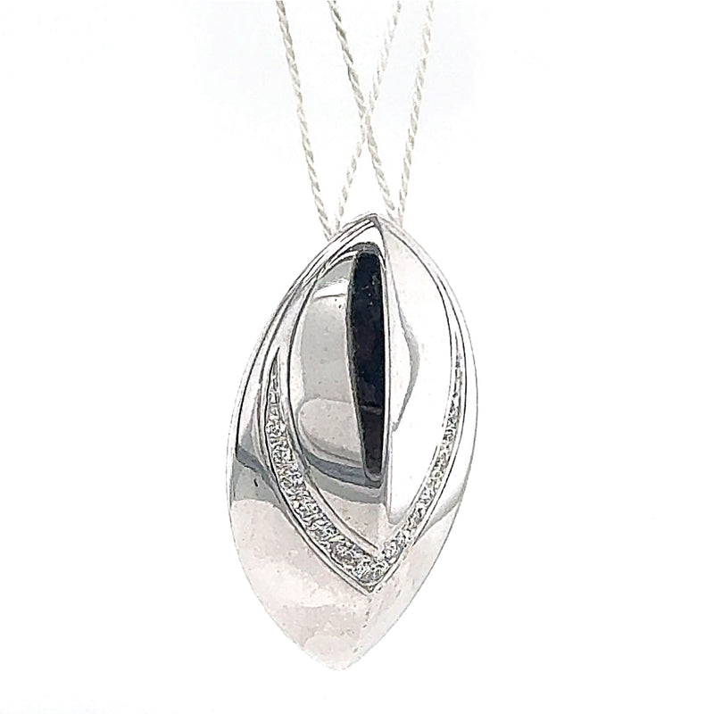 Elegant 18 carat white gold pendant with brilliant-cut diamonds